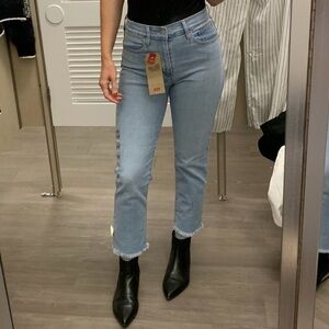 Levi’s 724 High Rise Straight Crop, size 27